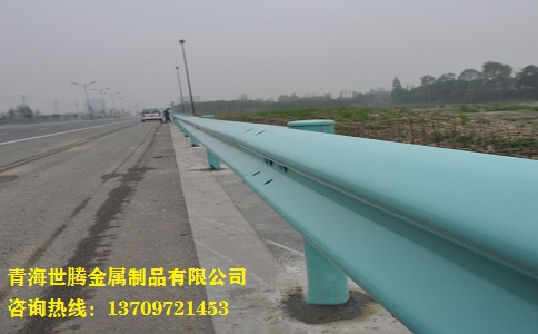 公路<a href='http://m.hjc8877.com/shuangbohulan/'target='_blank'><a href='http://m.hjc8877.com/shuangbohulan/'target='_blank'>波形護欄</a></a>板